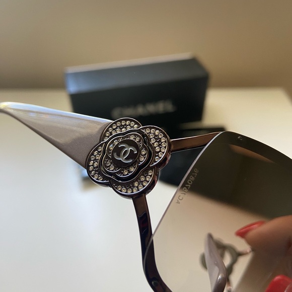 Chanel sunglasses 4164 Camelia flower, authentic - Picture 5 of 14
